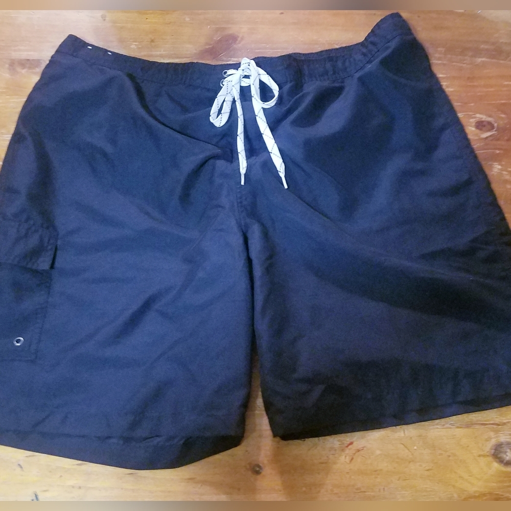 MARVEL Merona Captain America Black Men's XXL 2X Swim Trunks Shorts Swimsuit - Picture 4 of 5